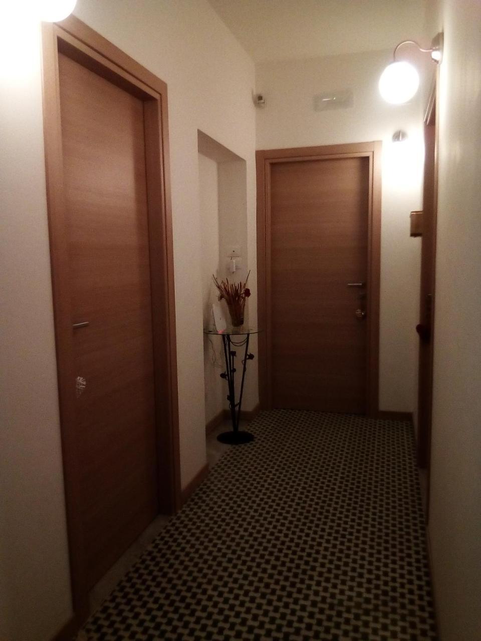 圣贝内代托-德尔特龙托Officina Urban Sleep住宿加早餐旅馆 外观 照片